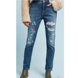 Anthropologie Pilcro And The Letterpress Distressed Boho Boyfriend Jeans Size 28